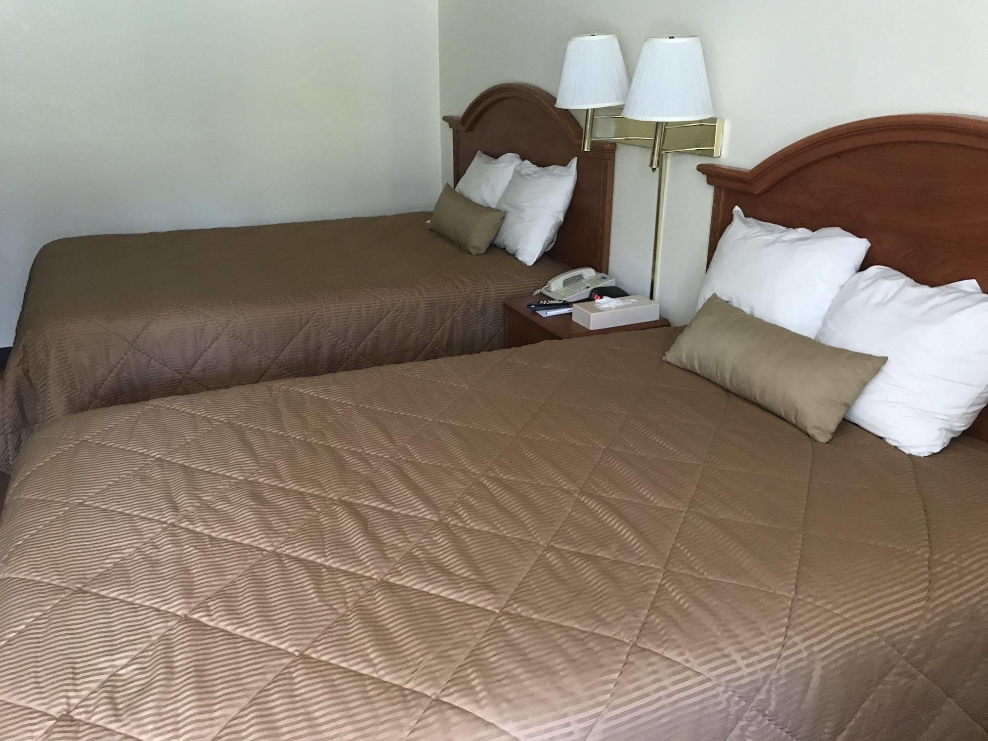 Rodeway Inn Dillsburg Ngoại thất bức ảnh
